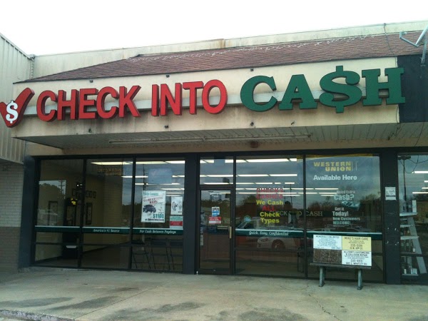 Check Into Cash company image