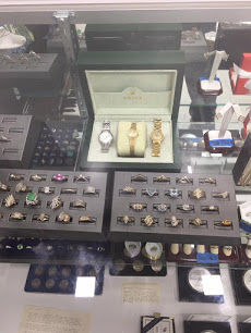 Cash Now Pawn Shop company image